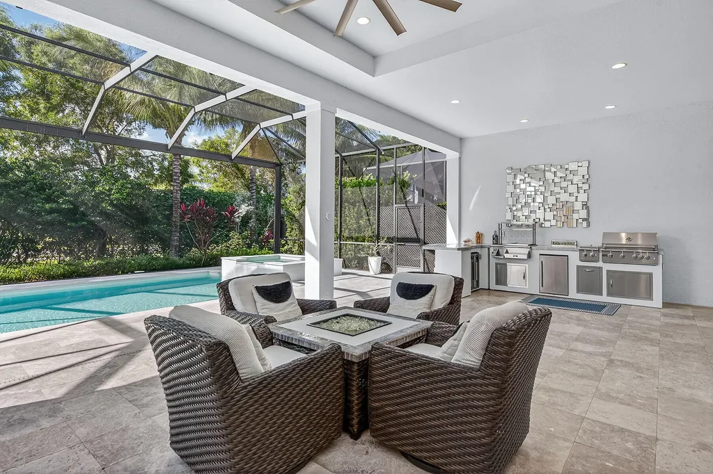 3164 Capistrano Lane Naples FL 34114