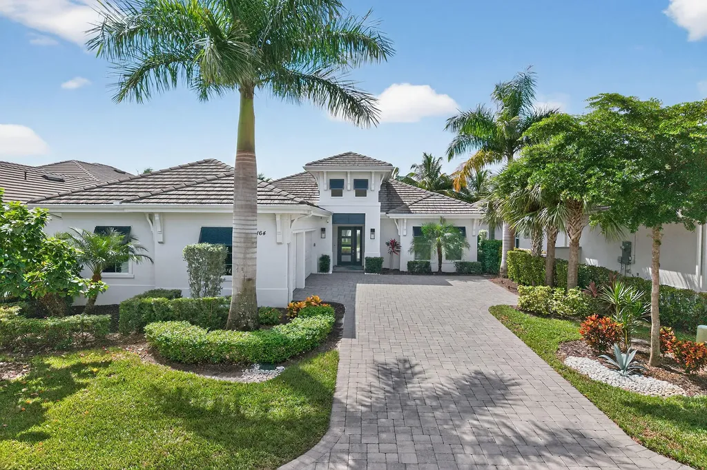 3164 Capistrano Lane Naples FL 34114