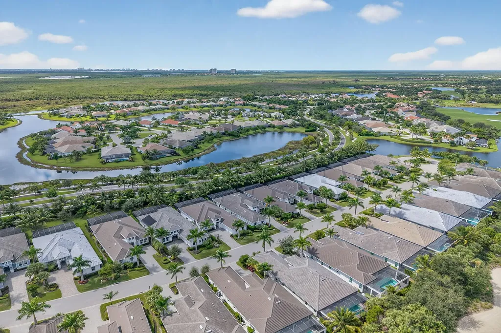 3164 Capistrano Lane Naples FL 34114