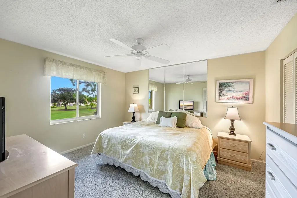 5955 Bloomfield Circle Naples FL 34112