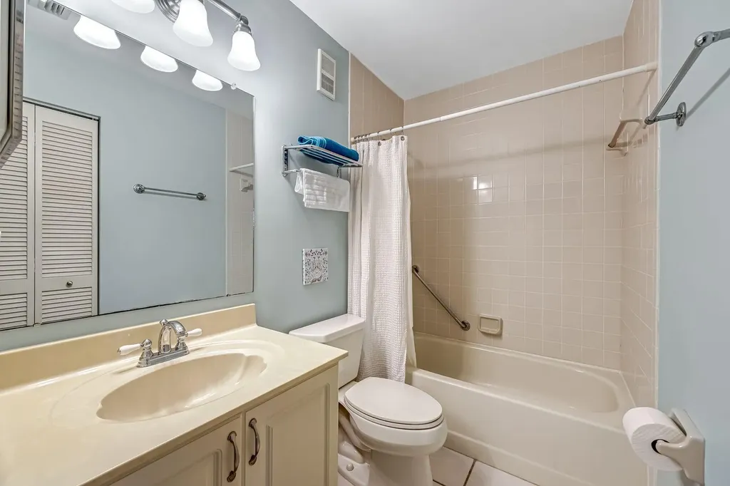 5955 Bloomfield Circle Naples FL 34112