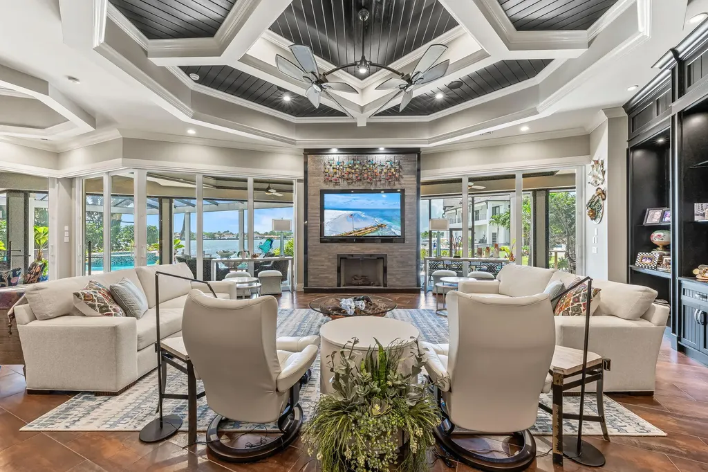 1611 Collingswood Court Marco Island FL 34145