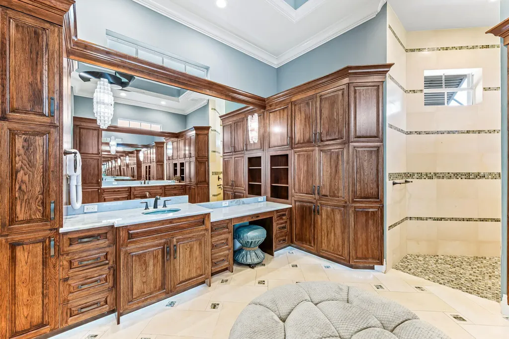 1611 Collingswood Court Marco Island FL 34145