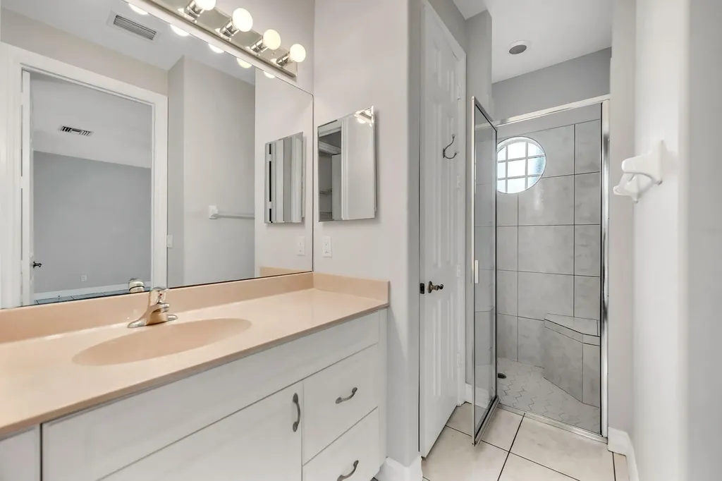 27307 Tennessee Street Bonita Springs FL 34135