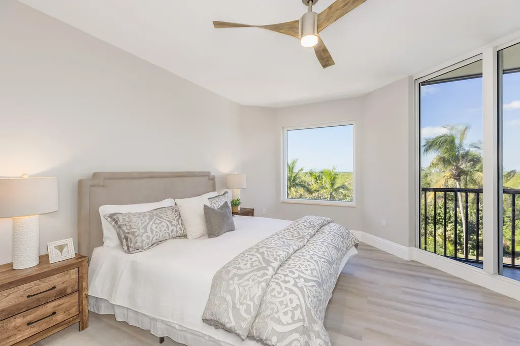 1065 Borghese Lane Naples FL 34114