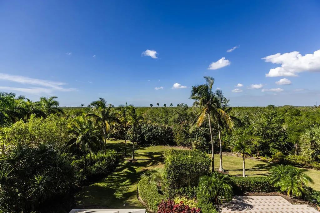 1065 Borghese Lane Naples FL 34114