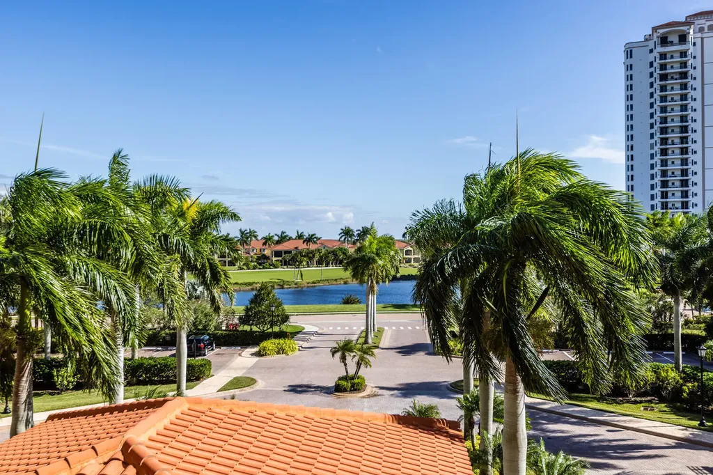1065 Borghese Lane Naples FL 34114