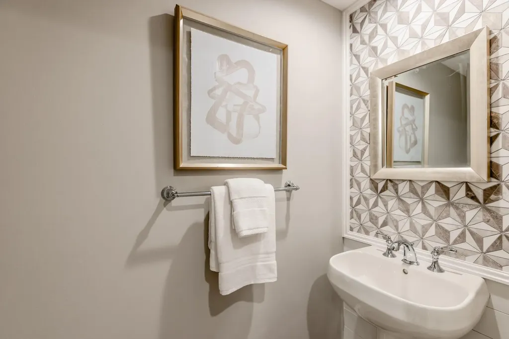 1065 Borghese Lane Naples FL 34114