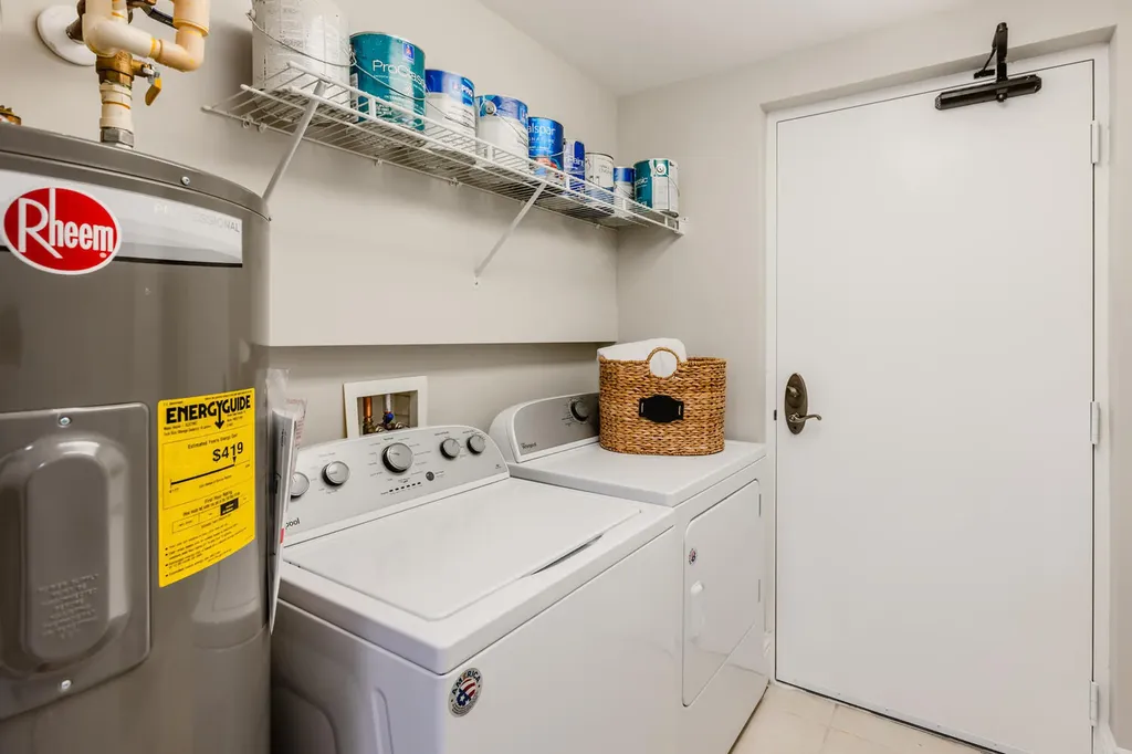 1065 Borghese Lane Naples FL 34114