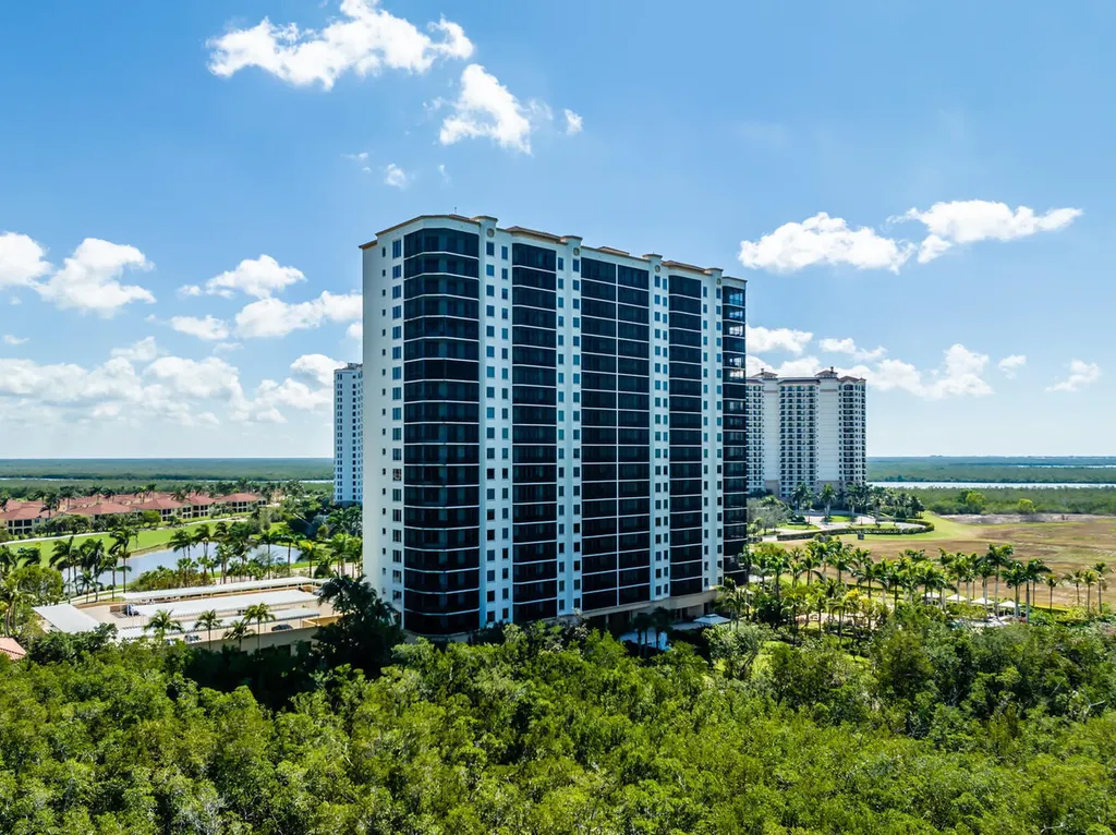 1065 Borghese Lane Naples FL 34114