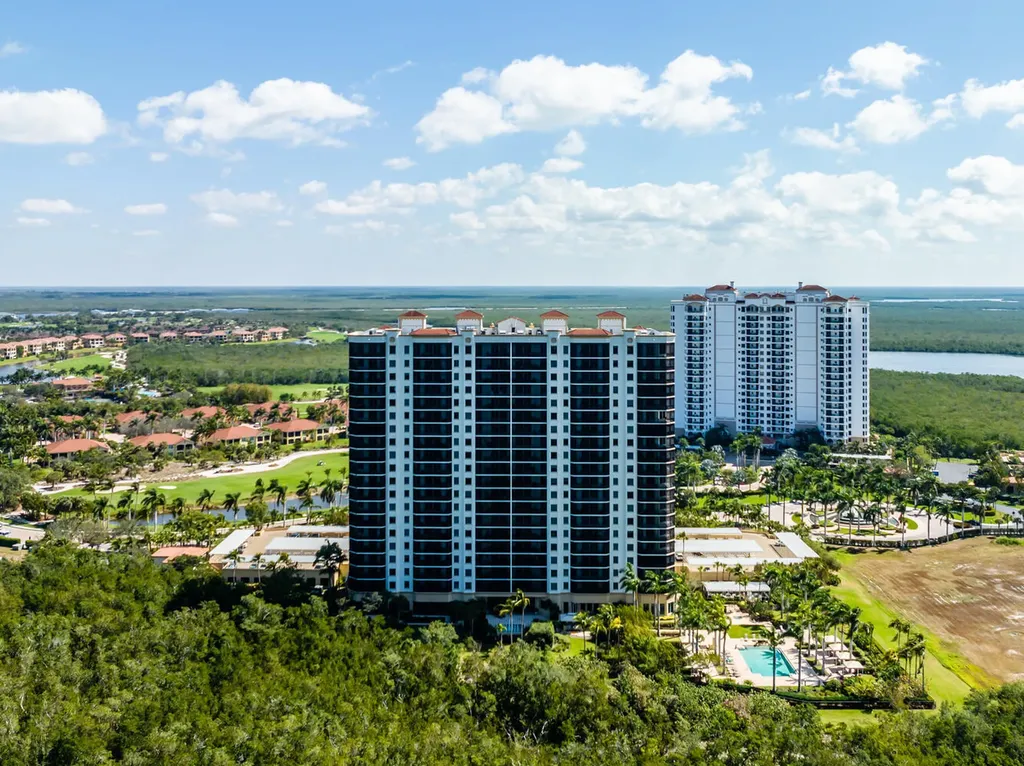 1065 Borghese Lane Naples FL 34114
