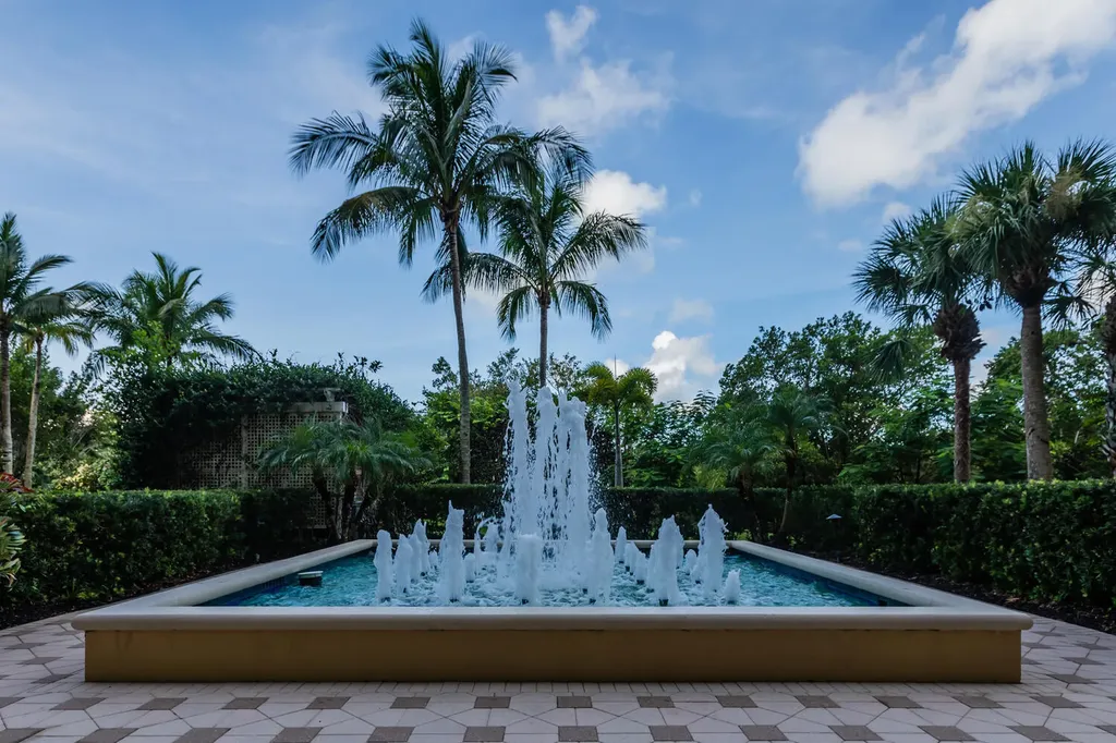 1065 Borghese Lane Naples FL 34114