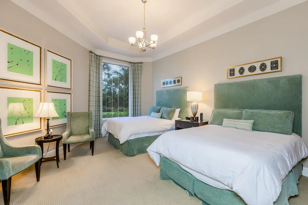 1065 Borghese Lane Naples FL 34114