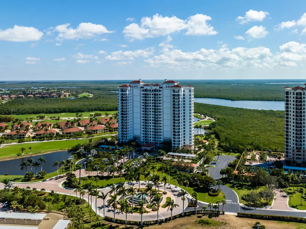 1065 Borghese Lane Naples FL 34114