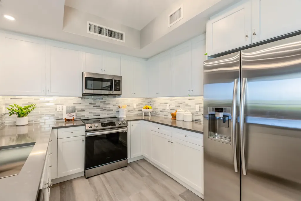 1065 Borghese Lane Naples FL 34114
