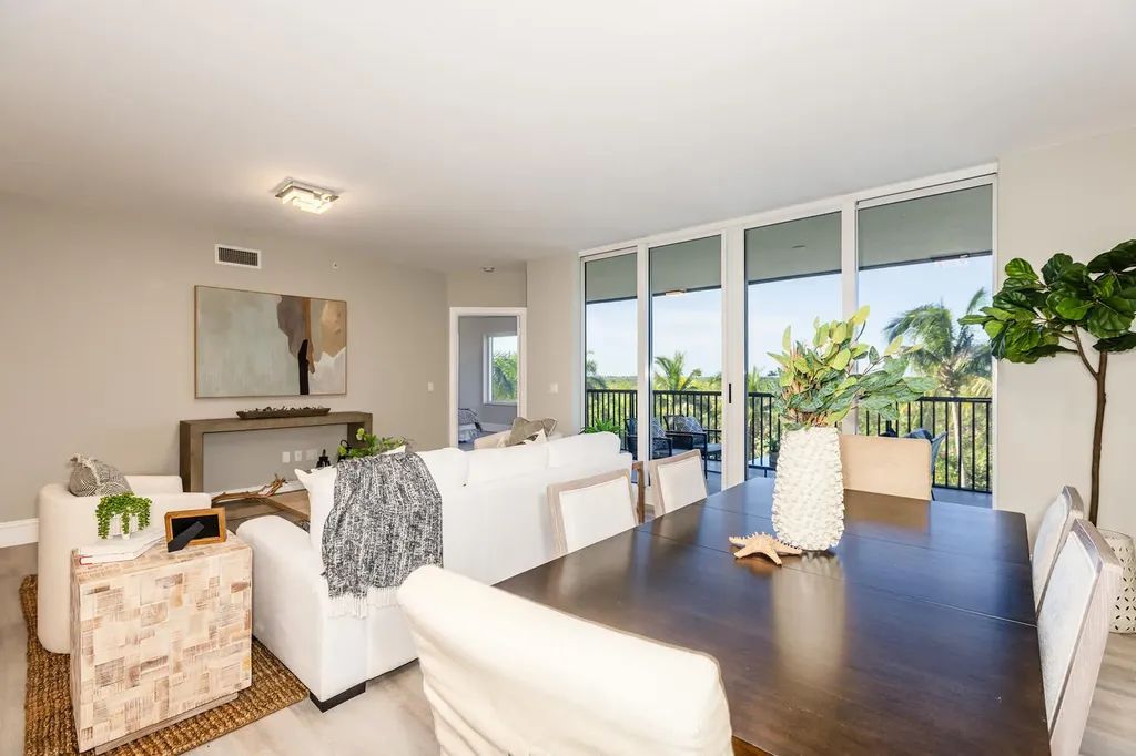 1065 Borghese Lane Naples FL 34114