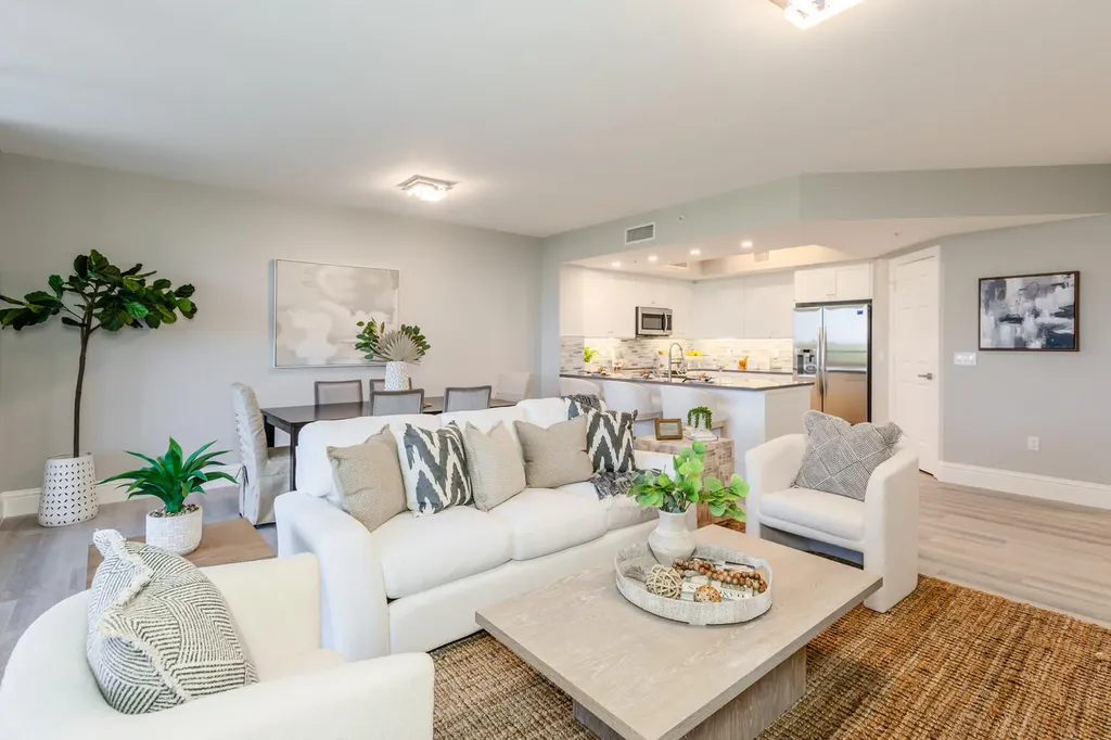 1065 Borghese Lane Naples FL 34114