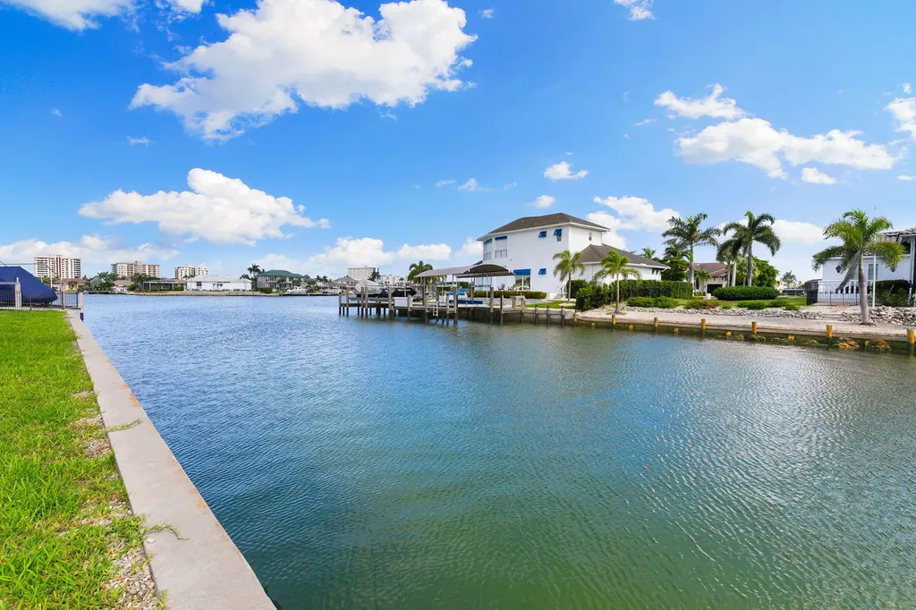 1020 Dill Court Marco Island FL 34145