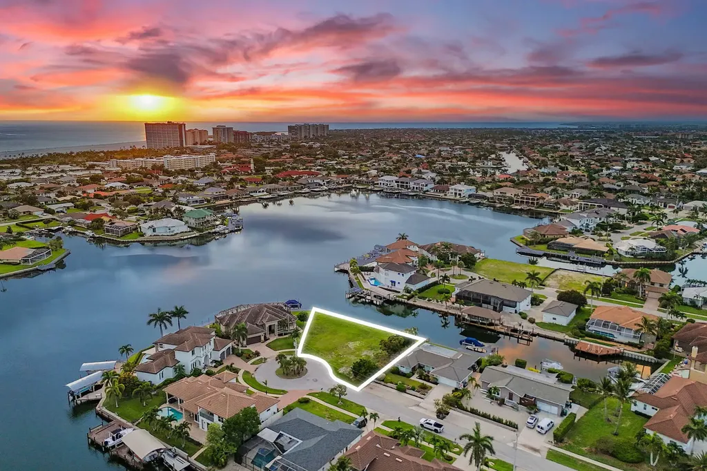 1020 Dill Court Marco Island FL 34145