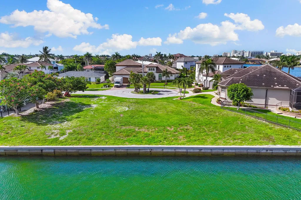 1020 Dill Court Marco Island FL 34145