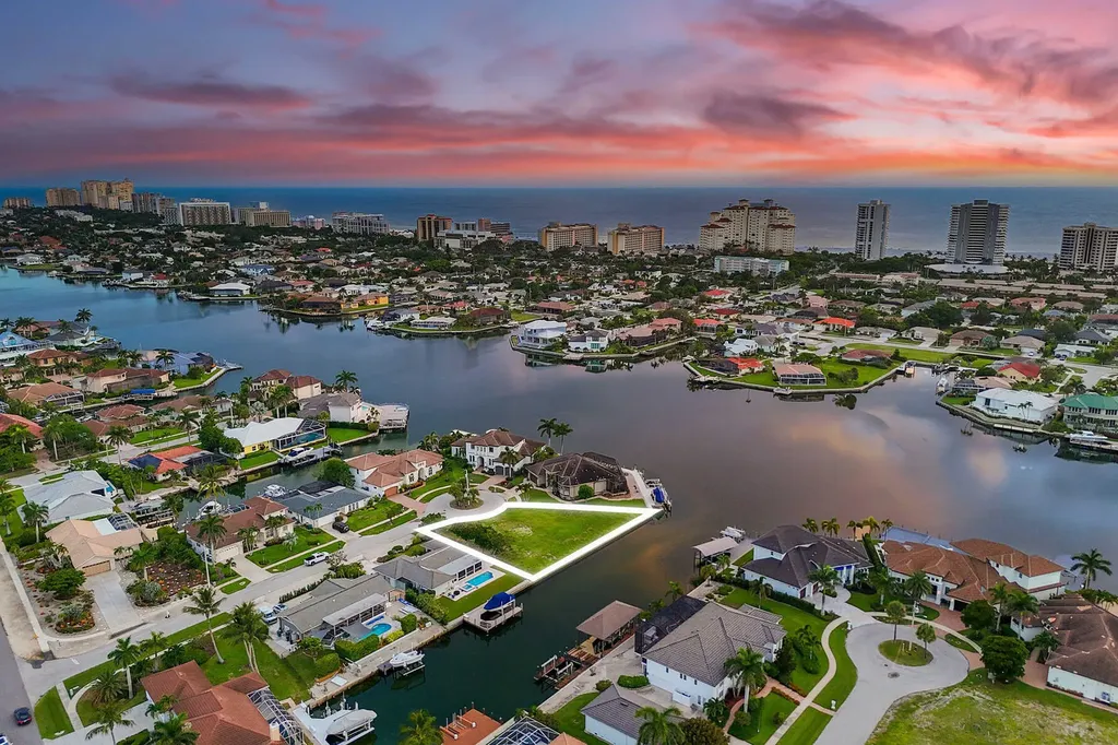 1020 Dill Court Marco Island FL 34145