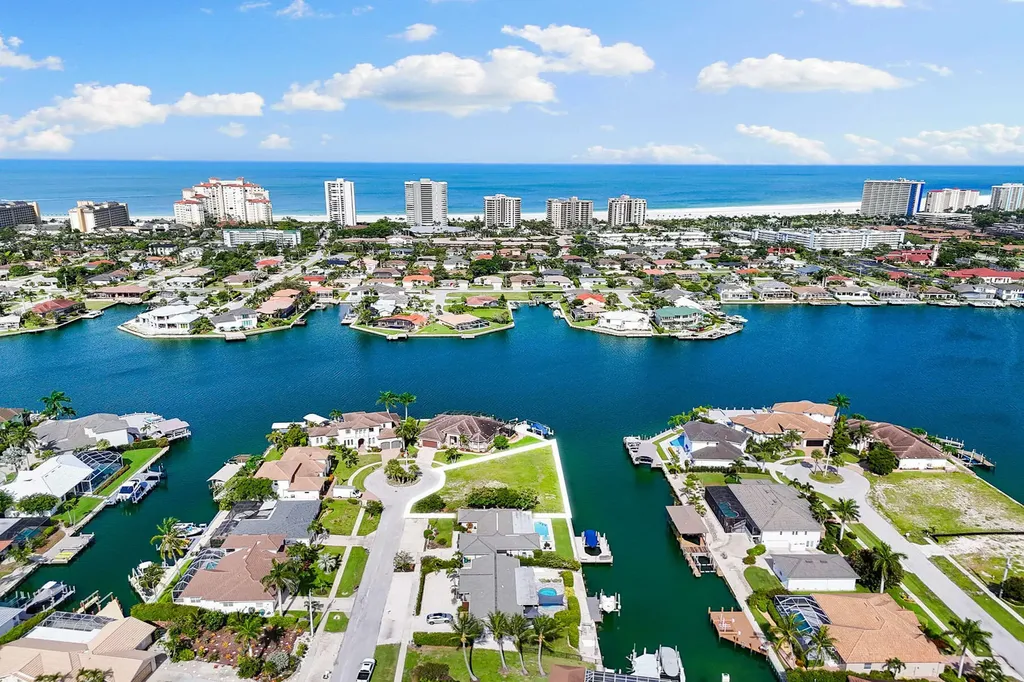 1020 Dill Court Marco Island FL 34145