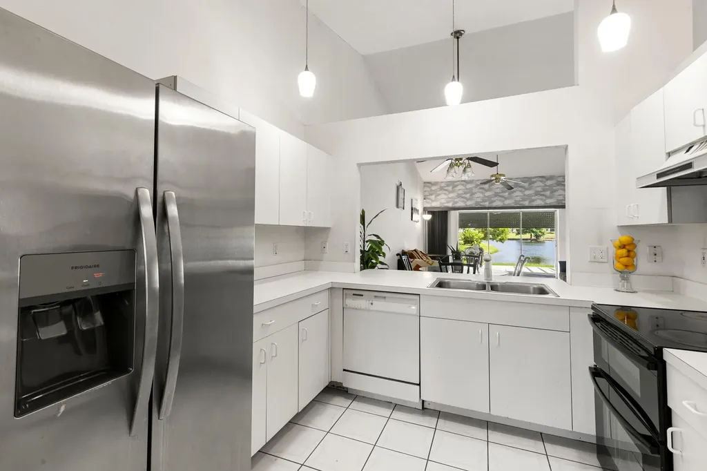 531 Saint Andrews Boulevard Naples FL 34113