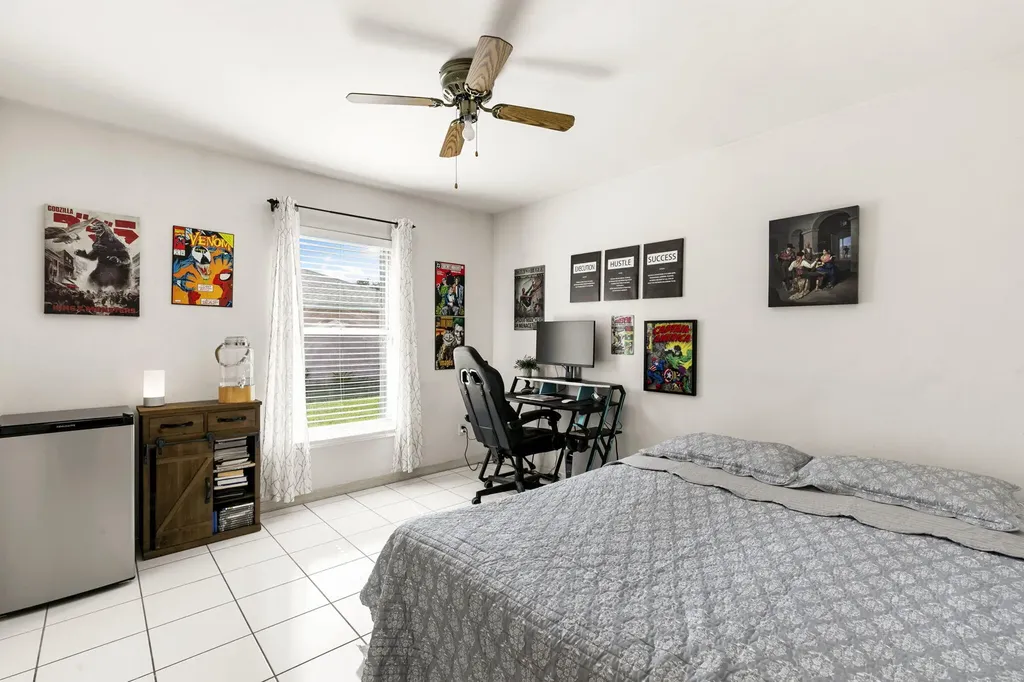 531 Saint Andrews Boulevard Naples FL 34113