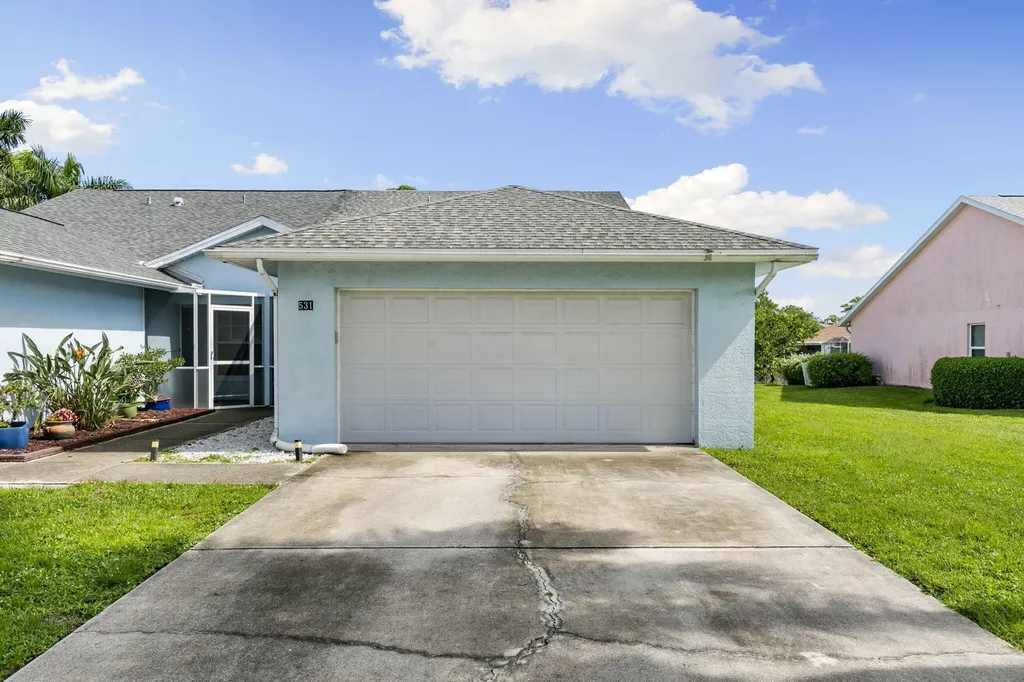 531 Saint Andrews Boulevard Naples FL 34113