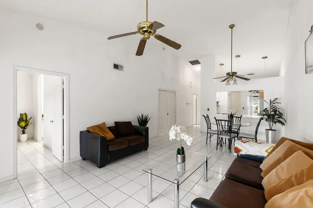 531 Saint Andrews Boulevard Naples FL 34113