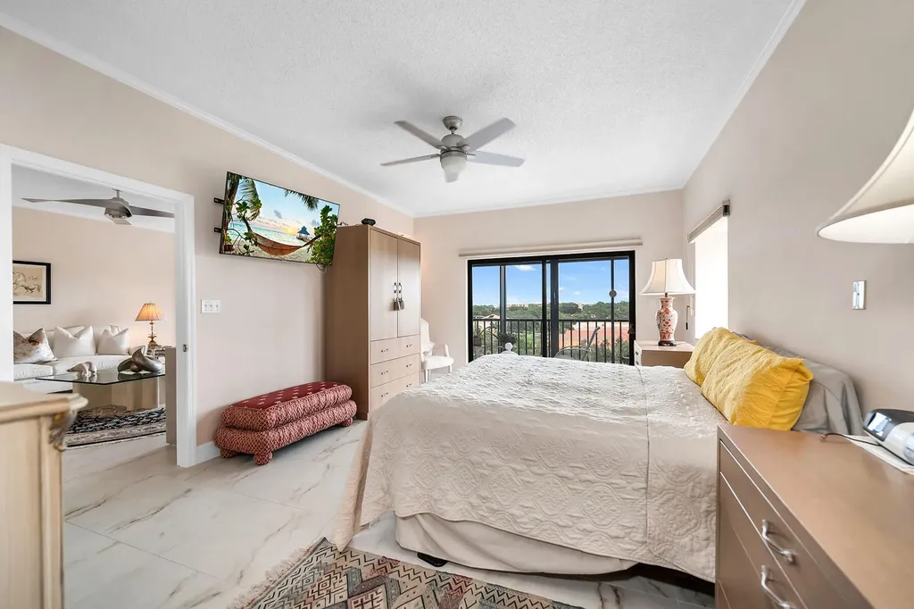 900 Arbor Lake Drive Naples FL 34110