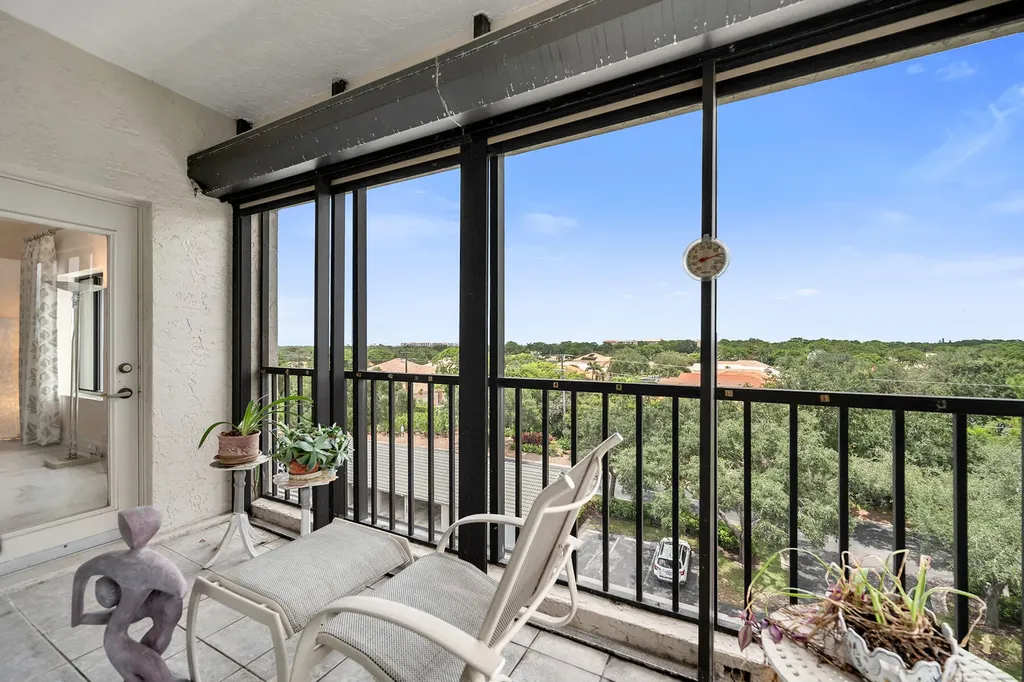 900 Arbor Lake Drive Naples FL 34110