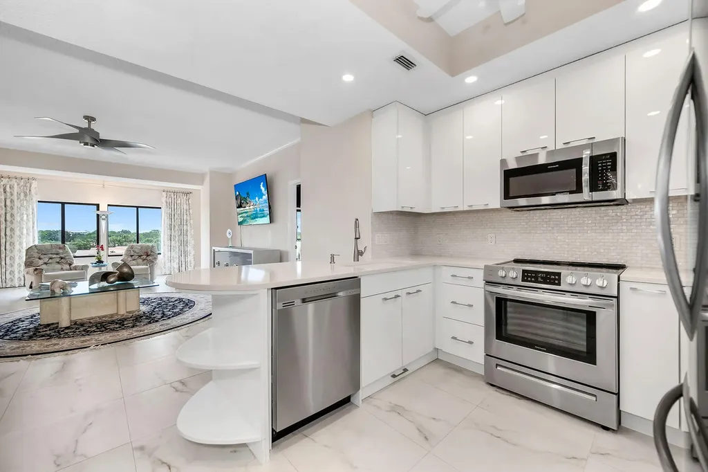 900 Arbor Lake Drive Naples FL 34110