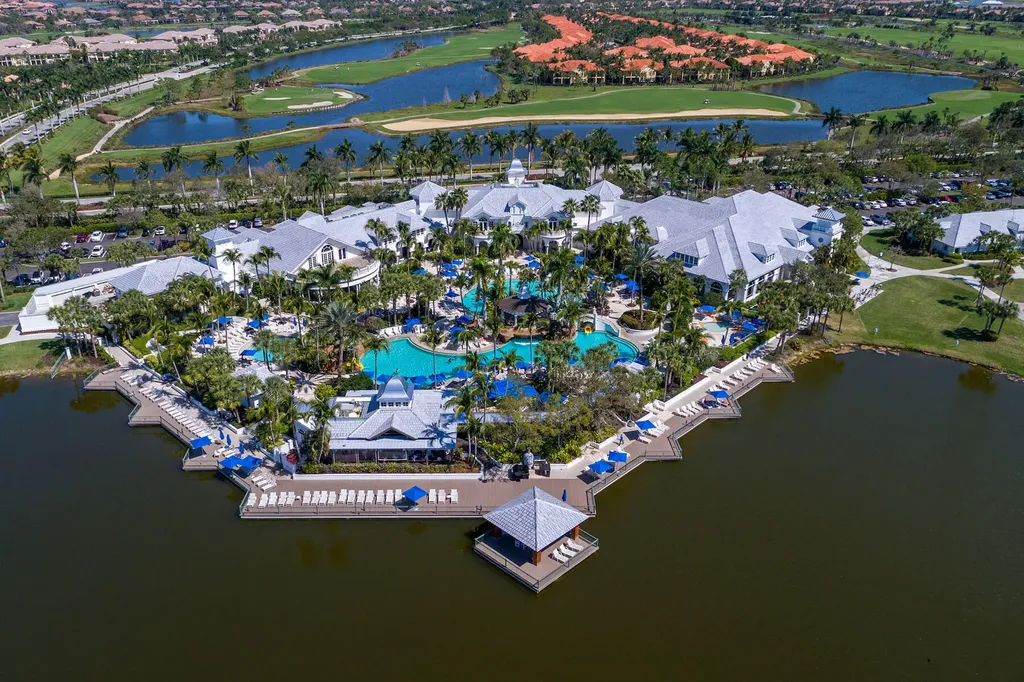 8305 Whisper Trace Way Naples FL 34114