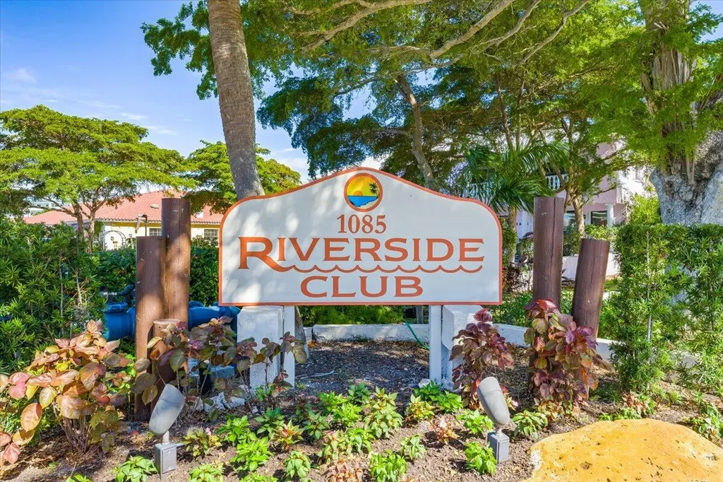 1085 Bald Eagle Drive Marco Island FL 34145