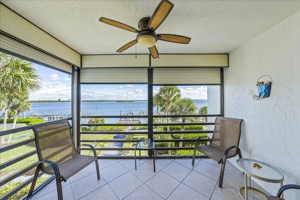 1085 Bald Eagle Drive Marco Island FL 34145