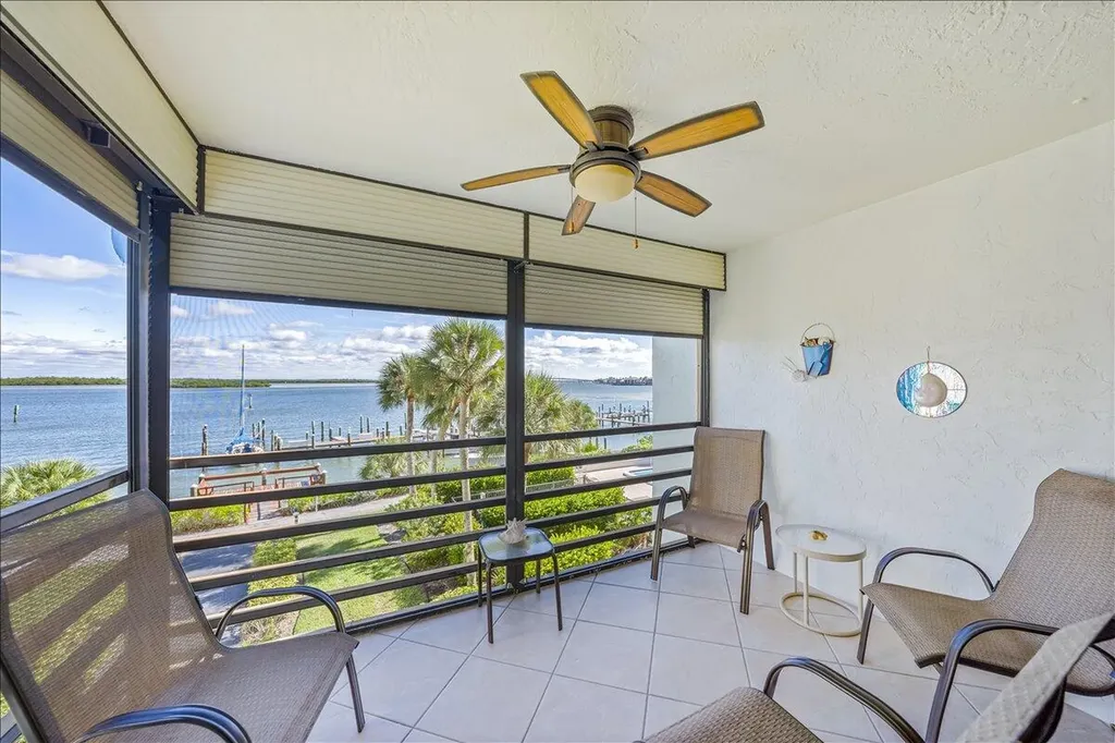 1085 Bald Eagle Drive Marco Island FL 34145