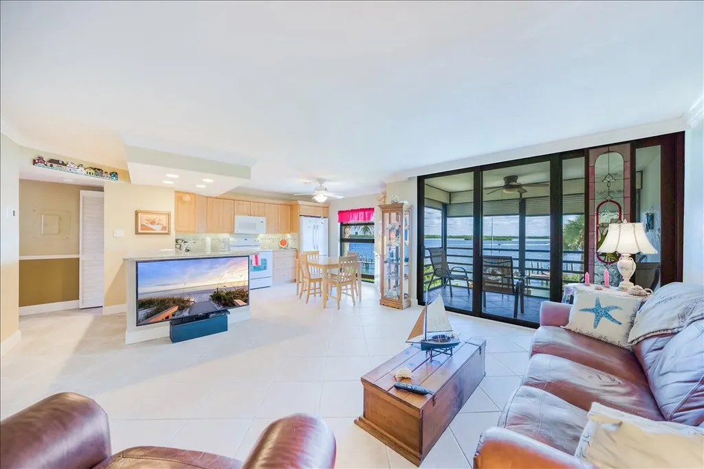 1085 Bald Eagle Drive Marco Island FL 34145