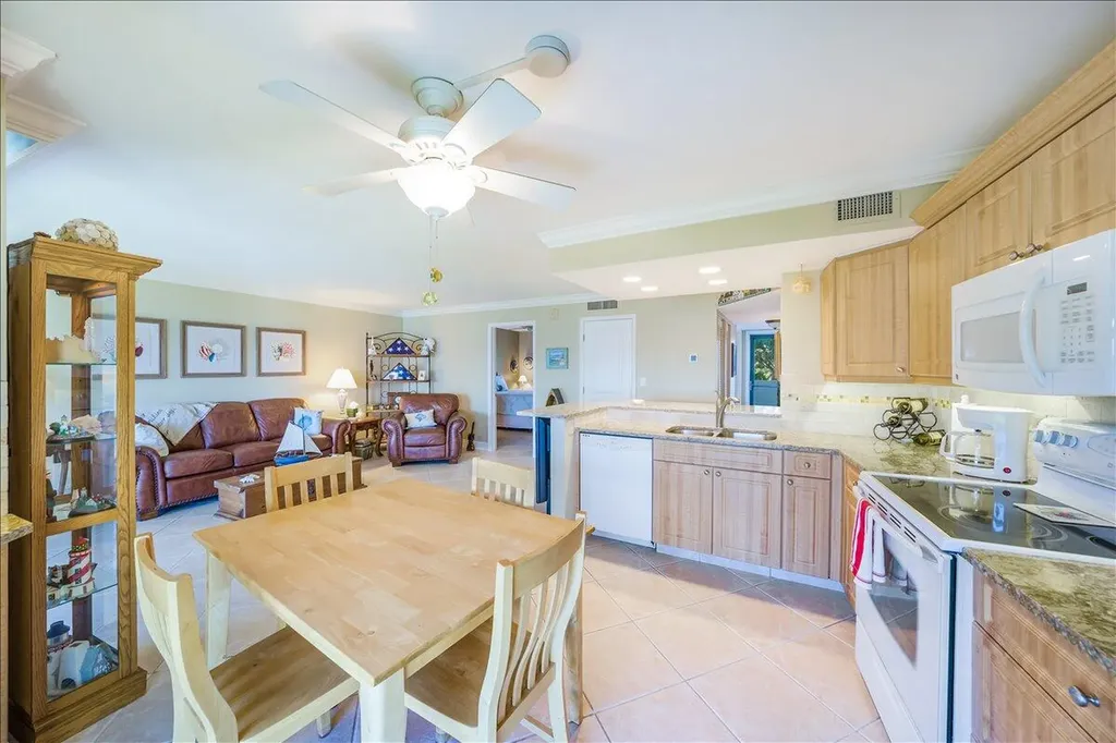 1085 Bald Eagle Drive Marco Island FL 34145