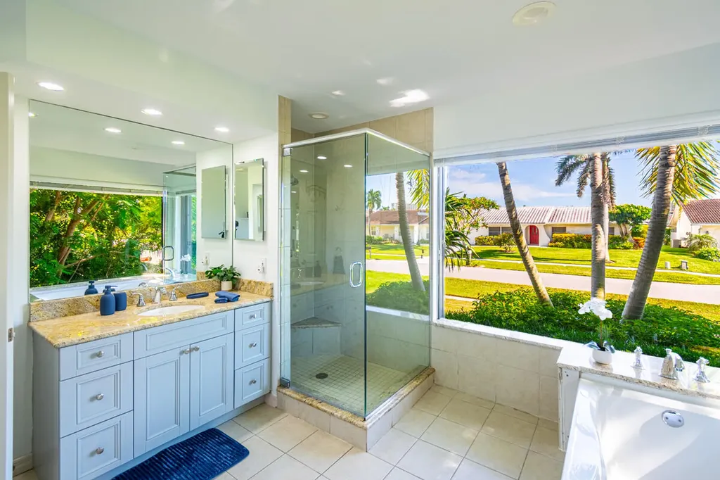 621 Diplomat Court Marco Island FL 34145