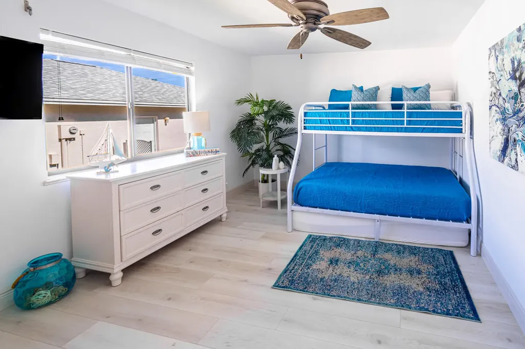 621 Diplomat Court Marco Island FL 34145