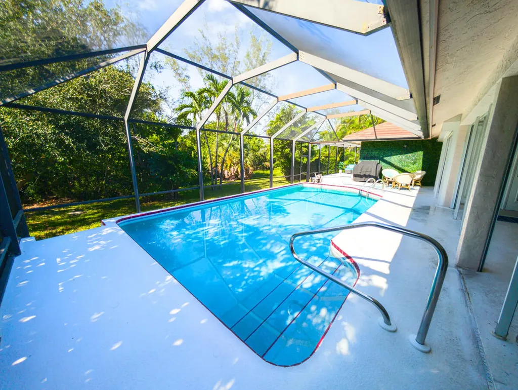 621 Diplomat Court Marco Island FL 34145