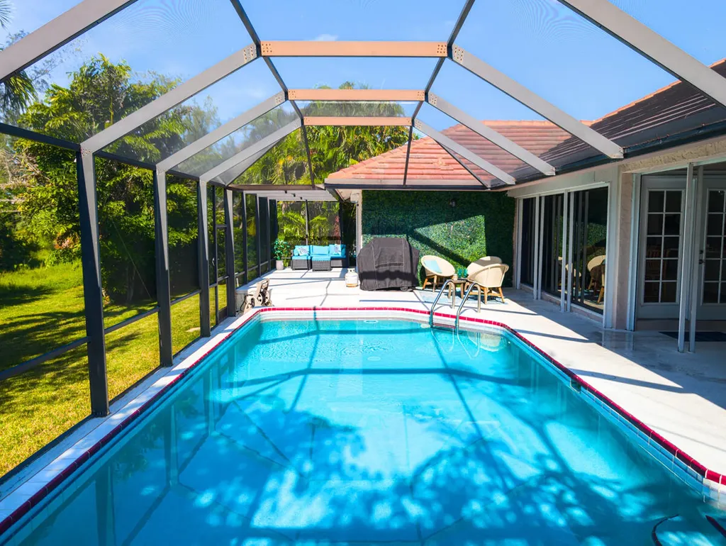 621 Diplomat Court Marco Island FL 34145