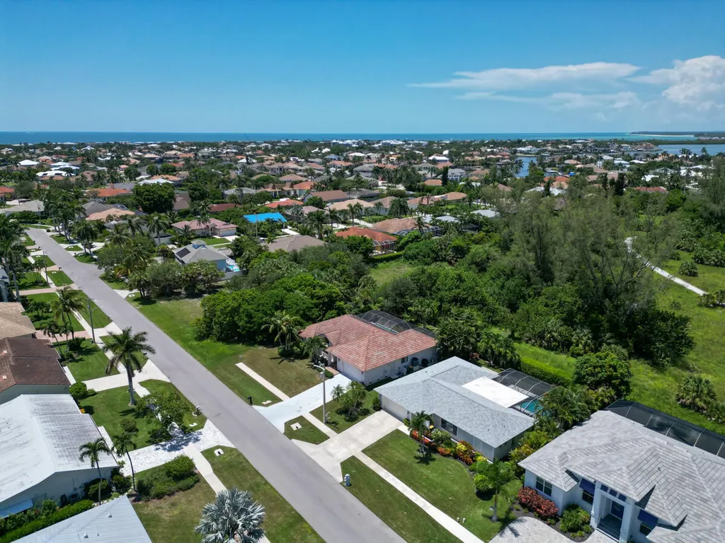 621 Diplomat Court Marco Island FL 34145