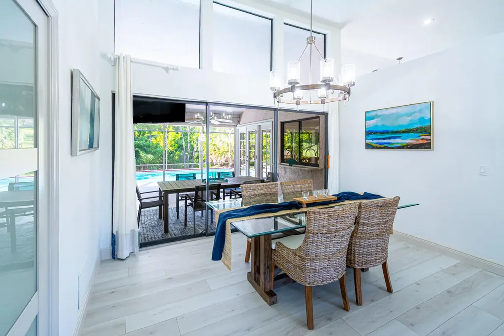 621 Diplomat Court Marco Island FL 34145