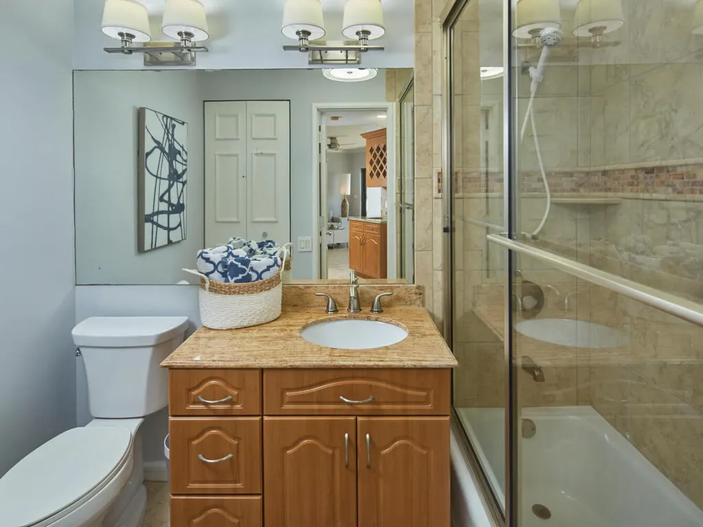 324 La Peninsula Boulevard Naples FL 34113