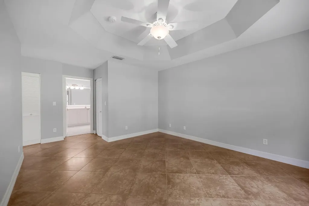 1293 Barrigona Court Naples FL 34119