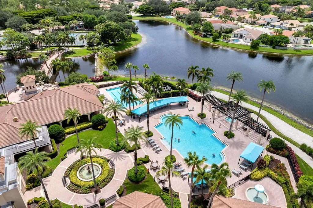 1293 Barrigona Court Naples FL 34119