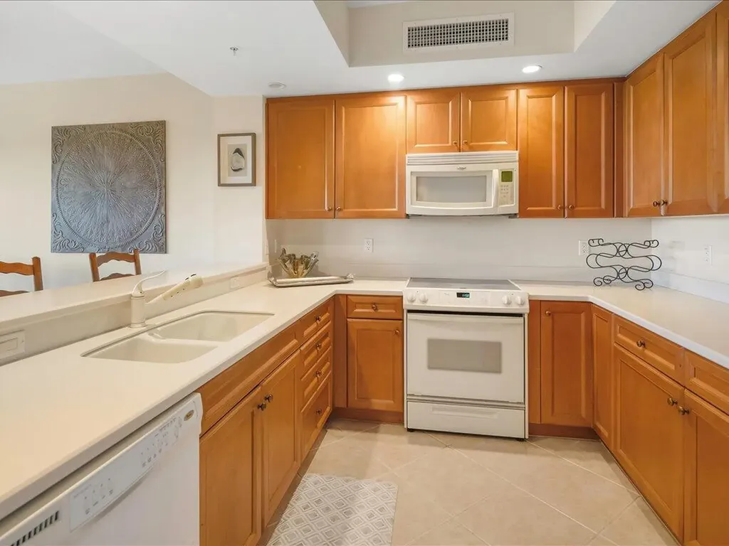 1065 Borghese Naples FL 34114