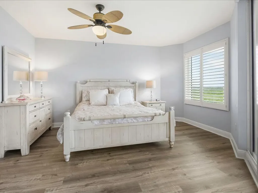 1065 Borghese Naples FL 34114